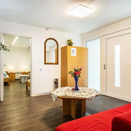 Nguyen Und Le Neukirch (Tubingen)