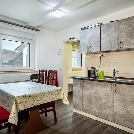 Apartment Nguyen Und Le Neukirch (Tubingen)