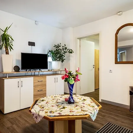 Apartment Nguyen Und Le *